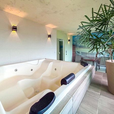 Apto A 900M Da Praia Da Enseada Em Bertioga Sp Apartman Kültér fotó